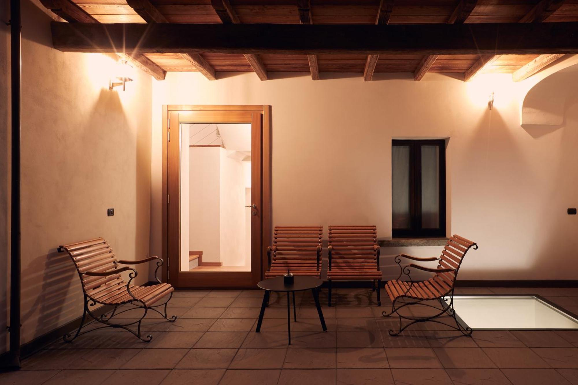 Le Corti Dei Sassi Bed & Breakfast Berbenno di Valtellina Exterior foto