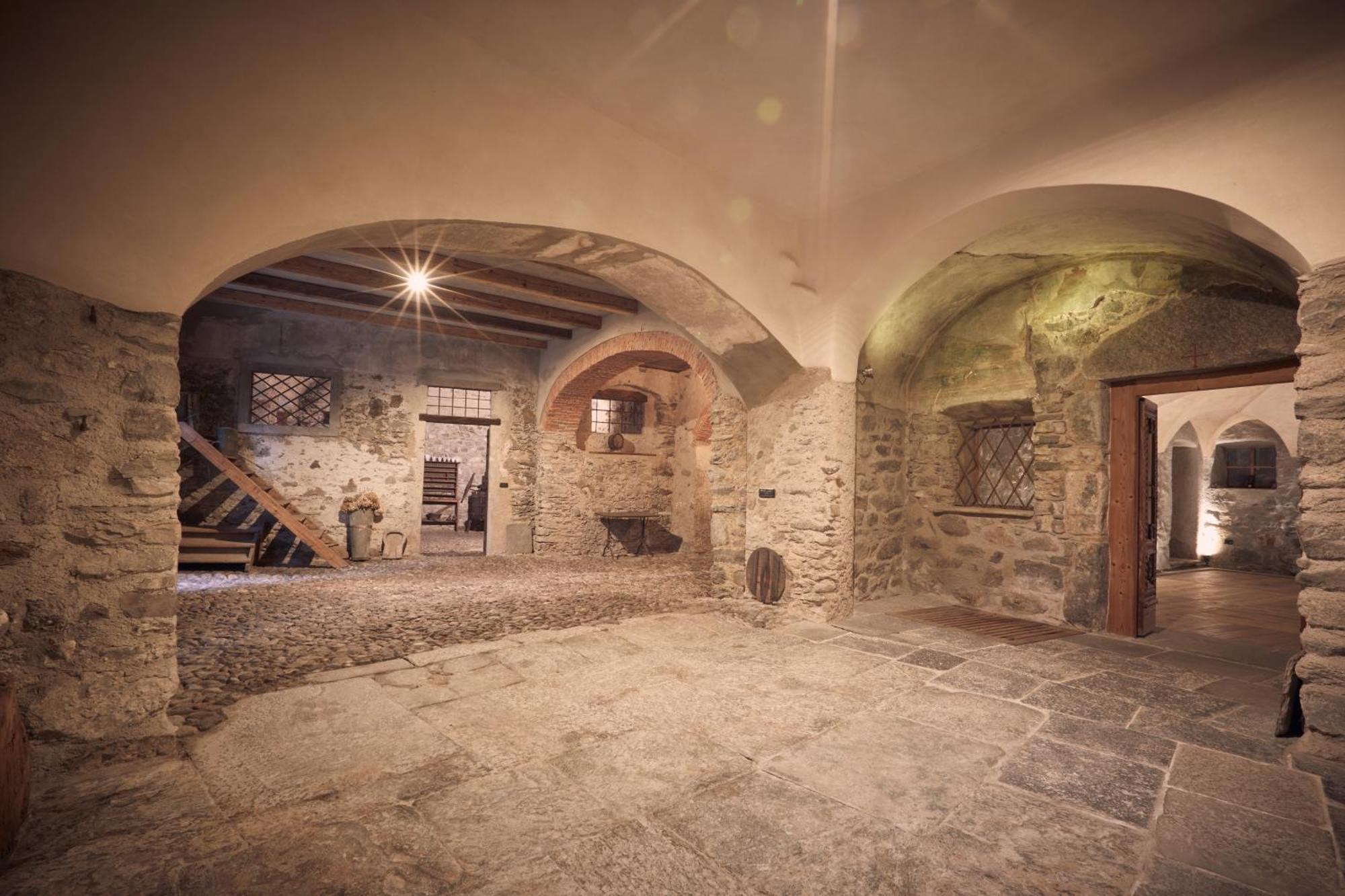 Le Corti Dei Sassi Bed & Breakfast Berbenno di Valtellina Exterior foto